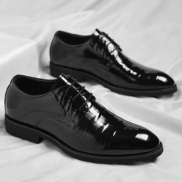 Men’s Black Patent Oxford Dress Shoes – Gloss Textured Finish with Lace-Up Closure
